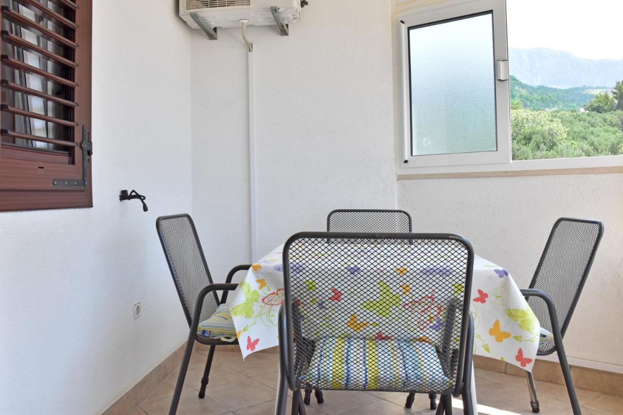 Apartments Stone Tučepi Екстериор снимка