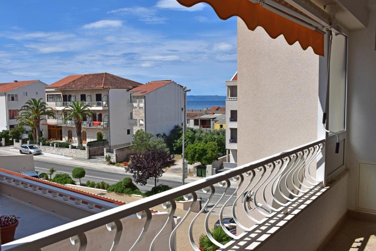 Apartments Stone Tučepi Екстериор снимка