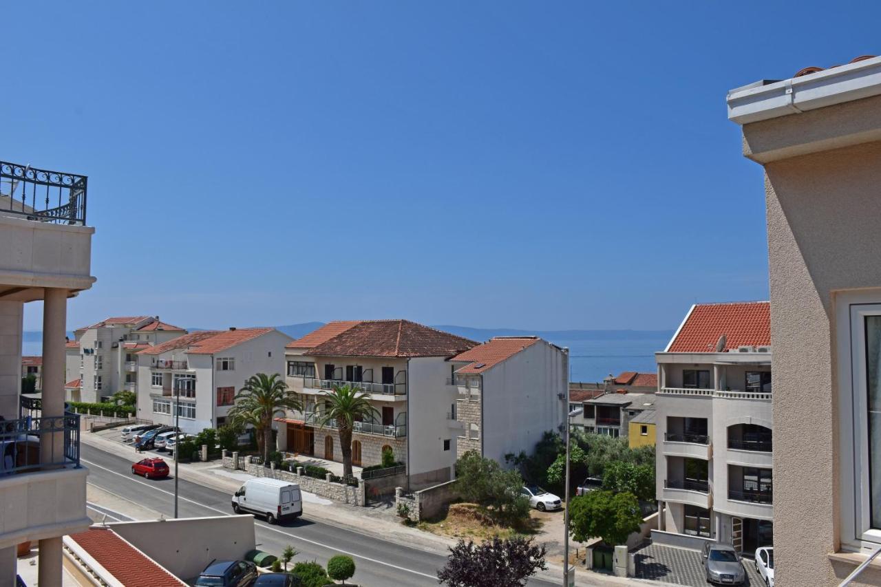 Apartments Stone Tučepi Екстериор снимка