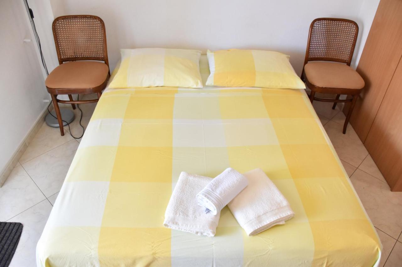 Apartments Stone Tučepi Екстериор снимка